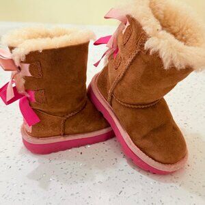 Todder UGG GUC Bailey Chestnut Boots Size 7